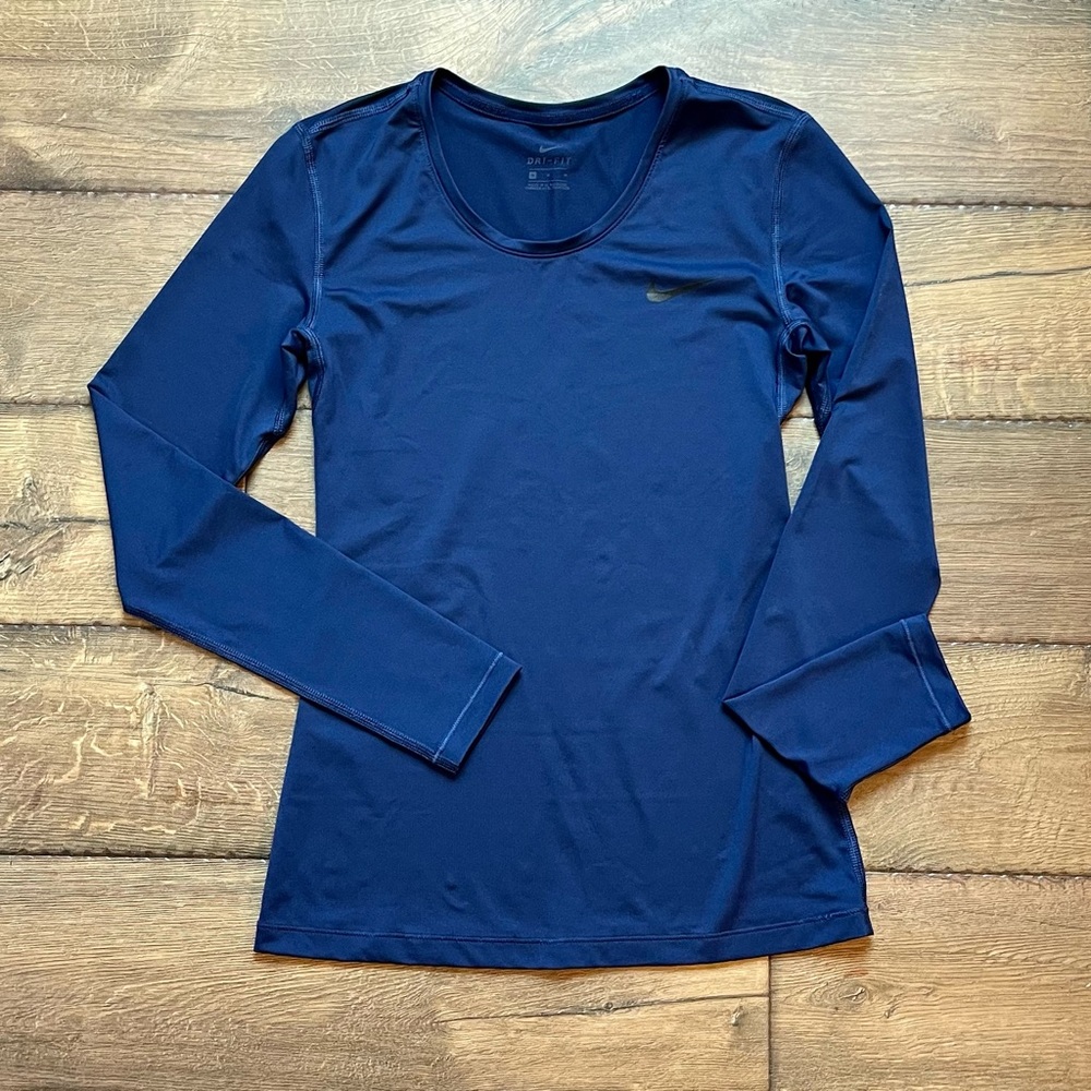 Nike•Dry-Fit Sportswear • NWOT